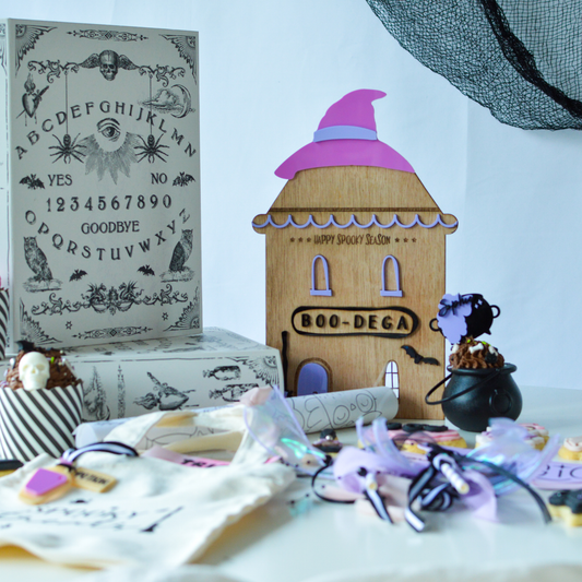 🎃 Premium Halloween Box – “Spooky Mansion Edition”