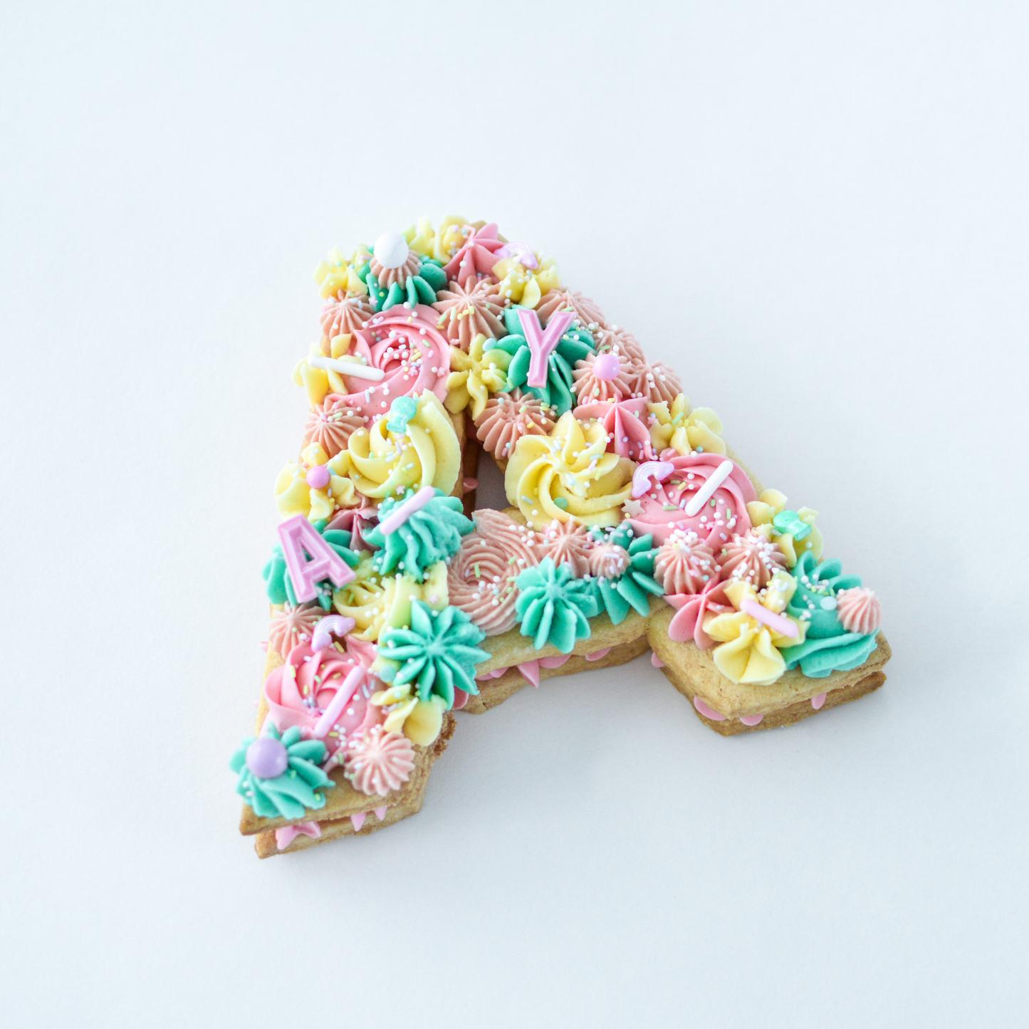 🎂 Letter & Number Cake – Kies je letter of cijfer